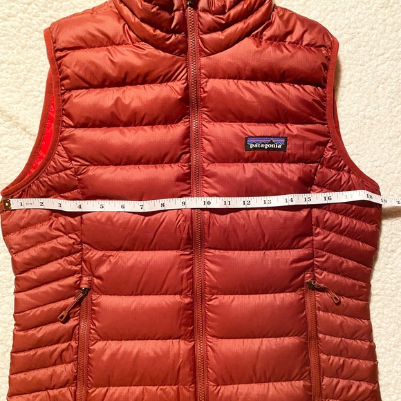 Patagonia Down Sweater Vest - Picture 7 of 8